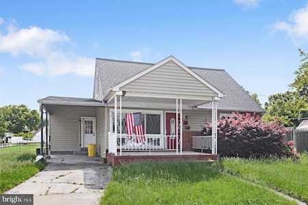101 Hollywood Dr Glen Burnie, MD 21060