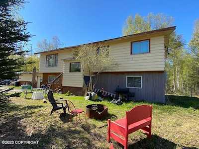 2421 E Polar Bear Dr Wasilla, AK 99654