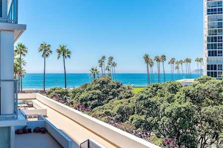 1810 Avenida Del Mundo #205 Coronado, CA 92118