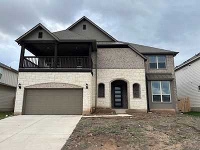 606 Giorgio Moroder DR Hutto, TX 78634