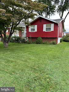 204 Cloverlea Rd Newark, DE 19711
