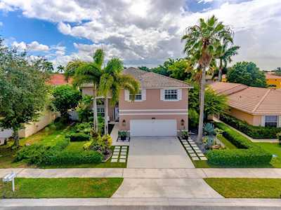 335 SW 191st Ave Pembroke Pines, FL 33029