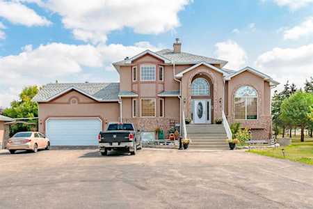 243208 Range Road 281 Rural Rocky View County, AB T2P 2G7