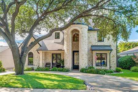 6260 Kenwood Avenue Dallas, TX 75214