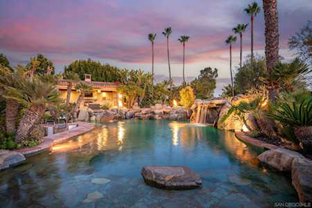7910 Nathaniel Court San Diego, CA 92127