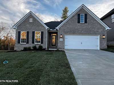 9022 Chandlers Cove Ln Knoxville, TN 37922