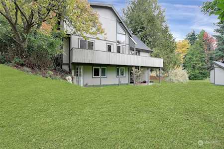 9915 SW 212th St Vashon, WA 98070