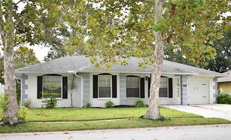 1922 Tarpon Ct Wesley Chapel, FL 33543