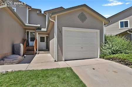 3151 Hearthridge Circle Colorado Springs, CO 80918