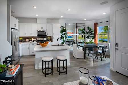4570 S Renaissance Drive #103 Gilbert, AZ 85297