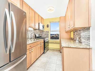 2630 Kingsbridge Terrace #7V - 7VA Bronx, NY 10463