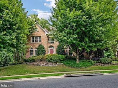 90 Colony Crossing Edgewater, MD 21037