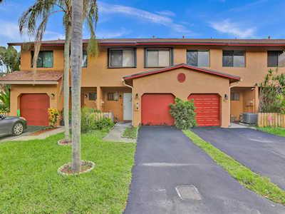 8033 NW 29 Street Sunrise, FL 33322