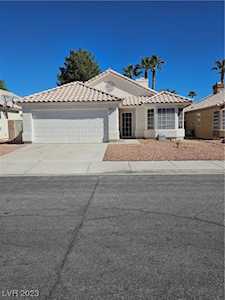 5424 Del Lago Dr Las Vegas, NV 89130