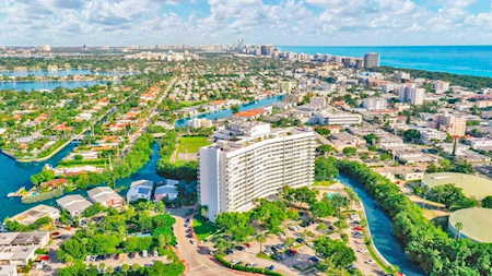 7441 Wayne Ave #7L Miami Beach, FL 33141