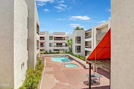 1325 Valley View Rd #310 Glendale, CA 91202