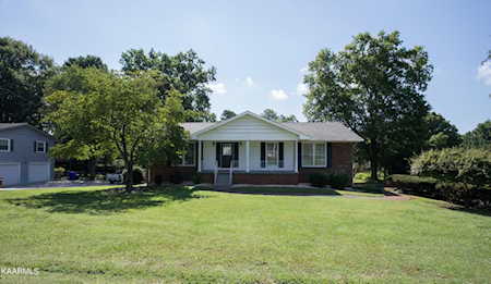 504 E Meadecrest Dr Knoxville, TN 37923