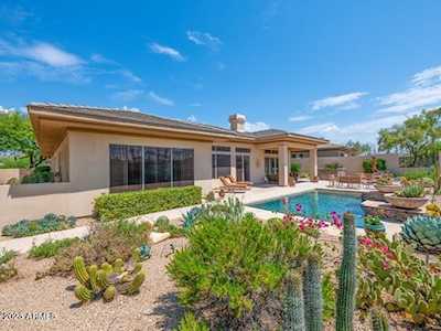 7731 E Pasaro Dr Scottsdale, AZ 85266