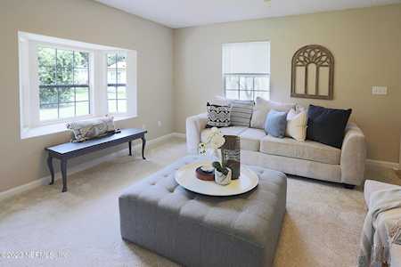 5466 Cruz RD Jacksonville, FL 32207