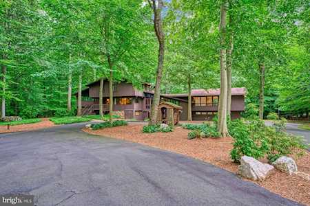 9560 Edmonston Dr Great Falls, VA 22066
