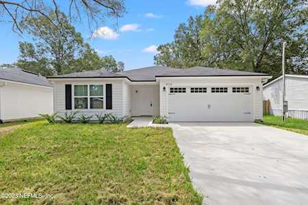 8134 Vining ST Jacksonville, FL 32210