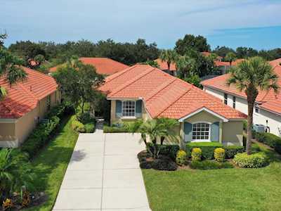 622 Foggy Morn Ln Bradenton, FL 34212