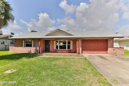 1108 Golfview Drive Daytona Beach, FL 32114