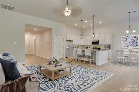 3735 Berry Dr Terrell, NC 28682