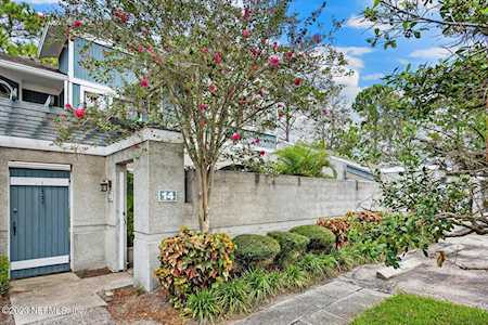 8118 Baymeadows CIR E Jacksonville, FL 32256