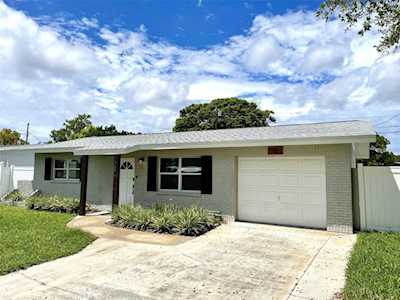 10822 109th Ln Seminole, FL 33778