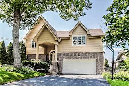 33418 N Lake Shore Dr Grayslake, IL 60030