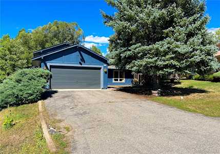 27370 Sunrise Ln Steamboat Springs, CO 80487