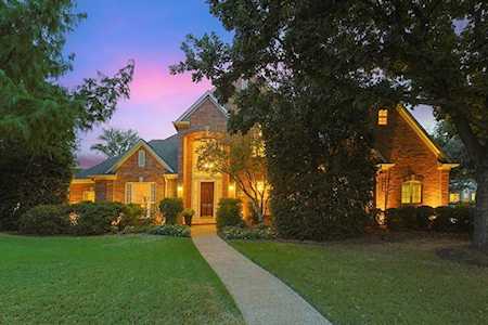 1603 Stonebury Court Southlake, TX 76092