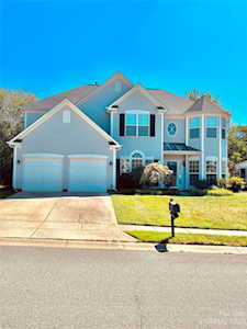 1911 Briarcrest Dr Charlotte, NC 28269