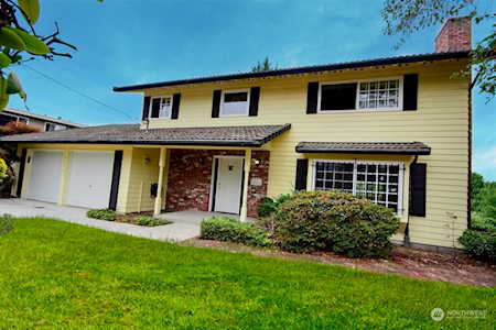 12905 71st Ave S Seattle, WA 98178