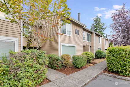 1200 S 237th Ln #1703 Des Moines, WA 98198