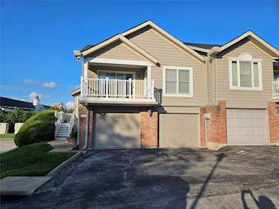 2253 Ole Castle Ct Chesterfield, MO 63017