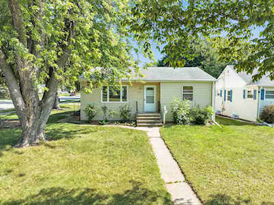 1202 Hickory Hill Dr Green Bay, City of Green Bay, WI 54304