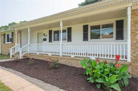 208 S Parliament Dr Virginia Beach, VA 23462