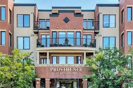 1321 Kensington Close NW #301 Calgary, AB T2N 3J6