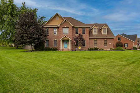 887 Buckeye Ct Tipp City, OH 45371
