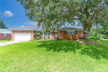 5532 N Sunland Dr Virginia Beach, VA 23464