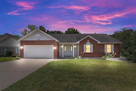 3918 Laux Dr Bridgeton, MO 63044