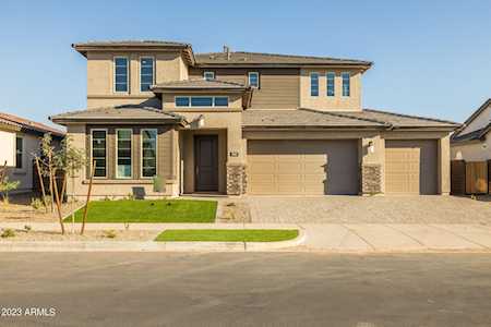 9631 E Rainbow Avenue Mesa, AZ 85212