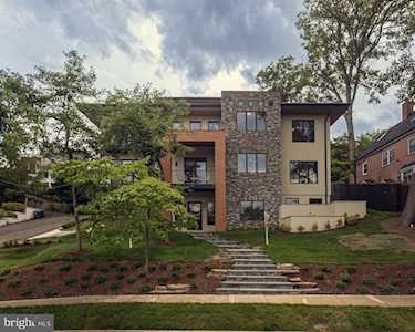 1038 26th St S Arlington, VA 22202