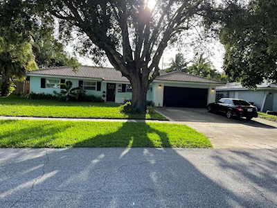 725 Tradewind Drive North Palm Beach, FL 33408
