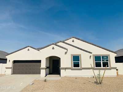 52 S Carlton Avenue Casa Grande, AZ 85122