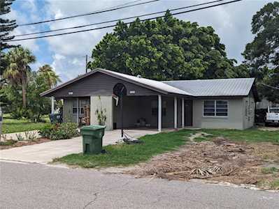1210 26th Ave W Bradenton, FL 34205