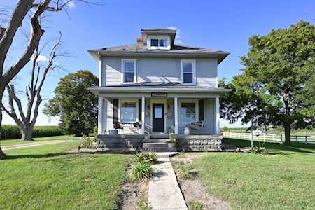8602 E COUNTY ROAD 800 NORTH Forest, IN 46039