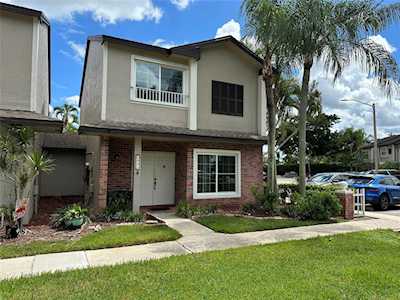 3945 NW 122 Terrace #3945 Sunrise, FL 33323